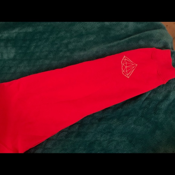 Sweatshirt - Picture 2 of 2